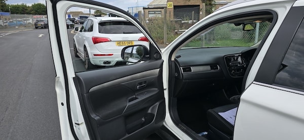 Used Mitsubishi Outlander 2016 for sale - 76251772: Photo 13