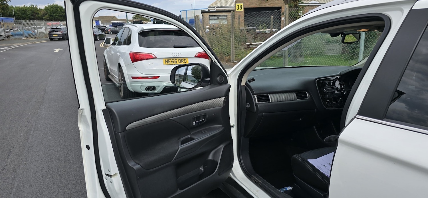 Used Mitsubishi Outlander 2016 for sale - 76487695: Photo 13