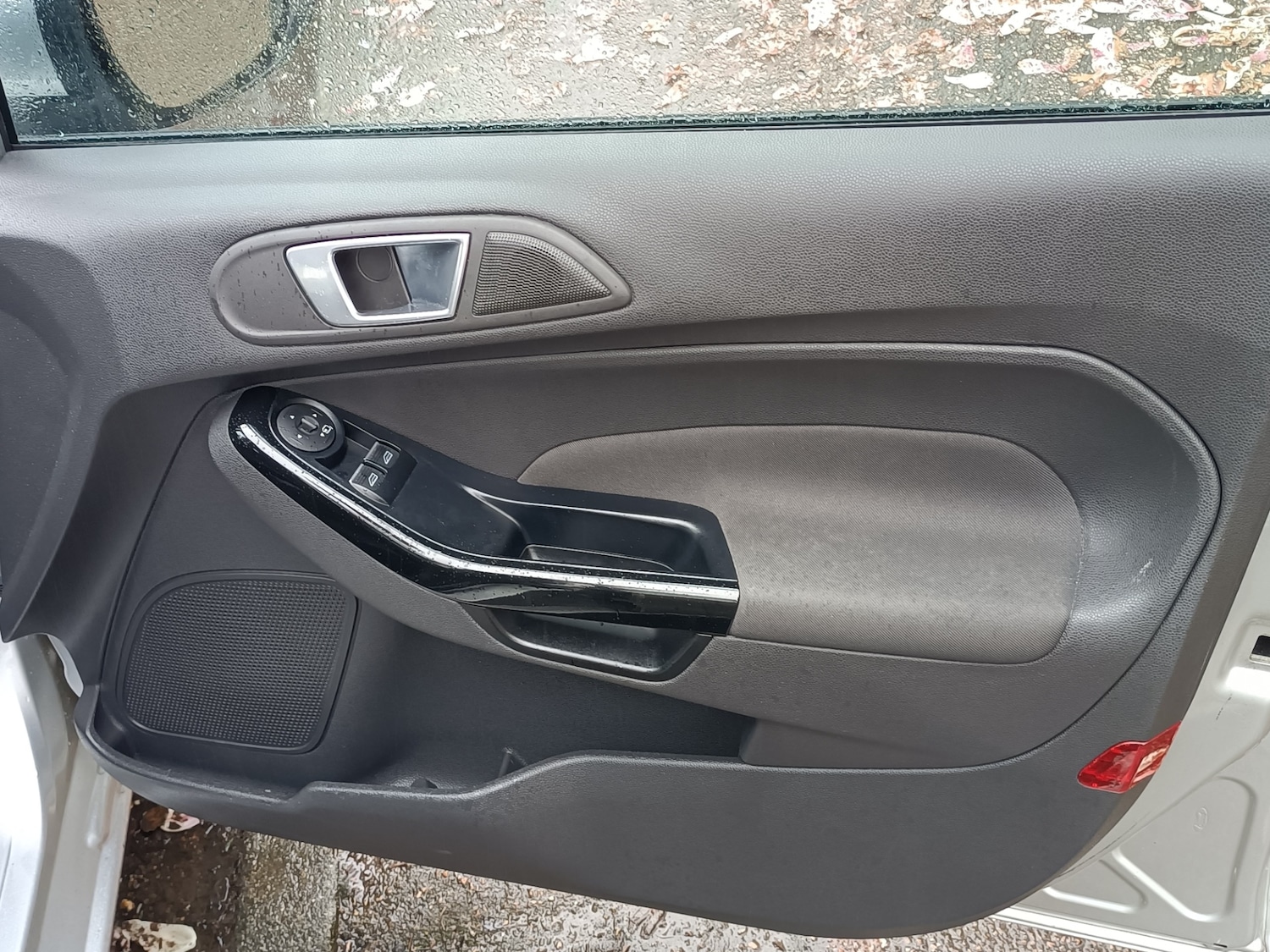 Used Ford Fiesta 2015 for sale - 76101027: Photo 8