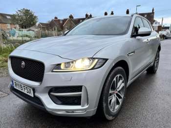 Used Jaguar F-Pace 2019 for sale - 74937965: Photo