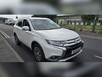 Used Mitsubishi Outlander 2016 for sale - 76452475: Photo