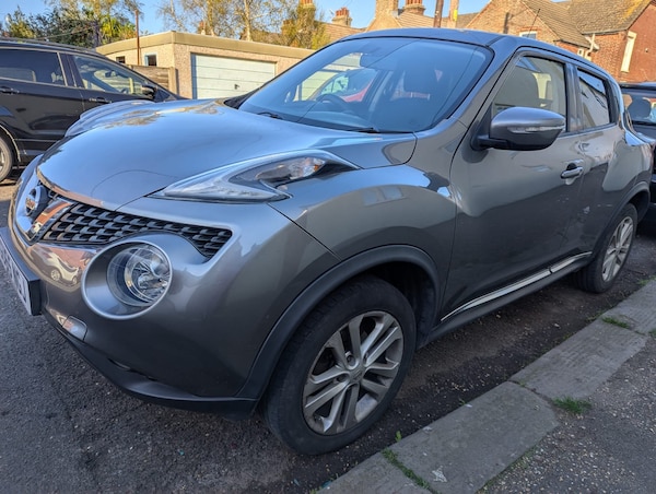 Used Nissan Juke 2015 for sale - 76216921: Photo 2