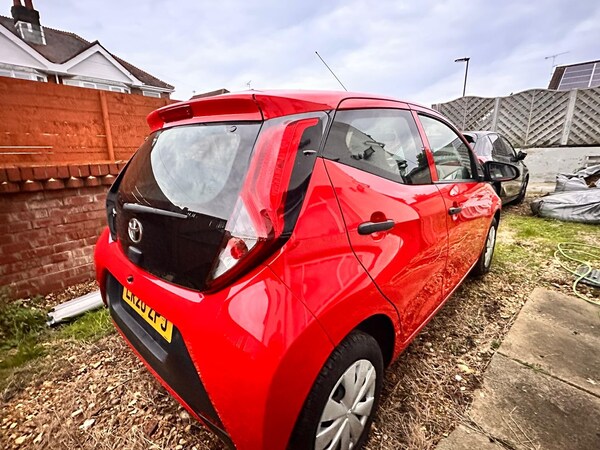 Used Toyota AYGO 2020 for sale - 76229136: Photo 4