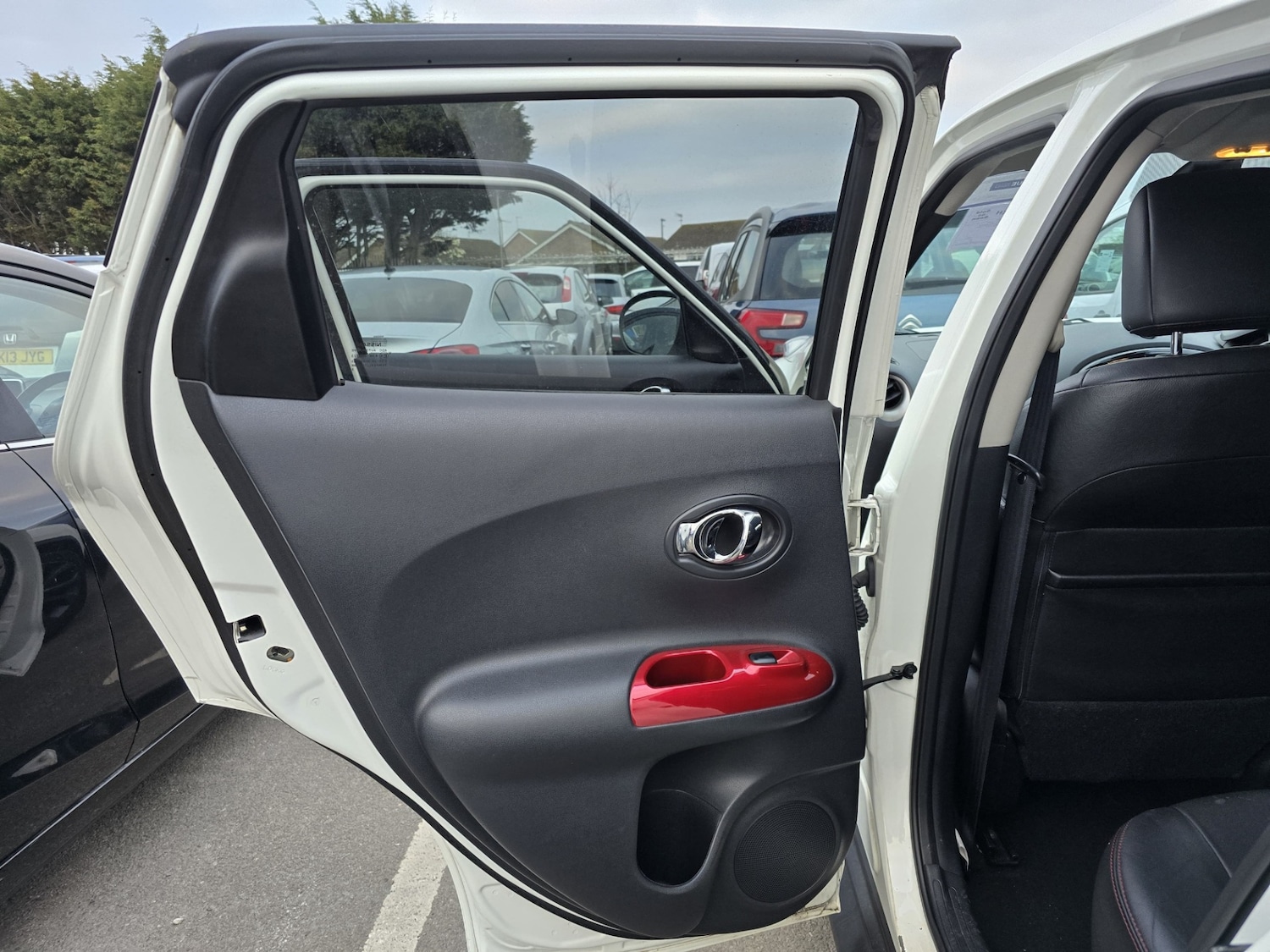 Used Nissan Juke 2013 for sale - 76486912: Photo 8