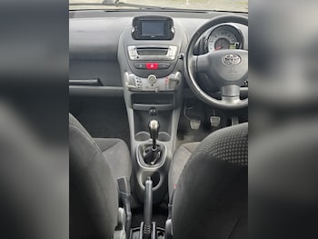 Used Toyota AYGO 2011 for sale - 75543722: Photo