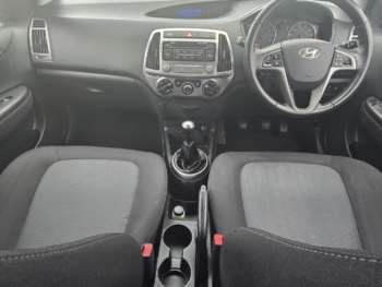 Used Hyundai i20 2014 for sale - 75330338: Photo
