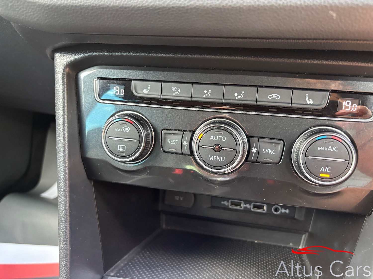 Used Volkswagen Tiguan 2019 for sale - 76022836: Photo 33