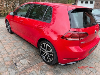 Used Volkswagen Golf 2018 for sale - 78223952: Photo
