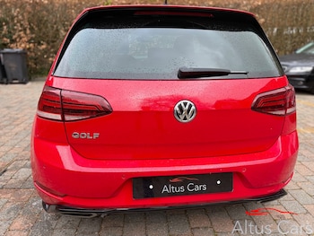 Used Volkswagen Golf 2018 for sale - 78223952: Photo