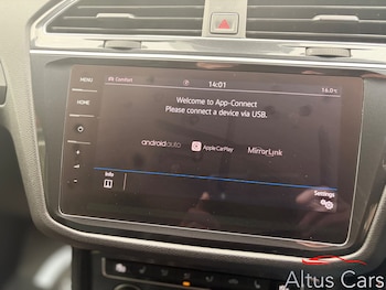 Used Volkswagen Tiguan 2018 for sale - 78633232: Photo