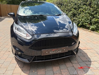Used Ford Fiesta 2017 for sale - 79354081: Photo