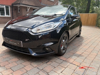 Used Ford Fiesta 2017 for sale - 79354081: Photo