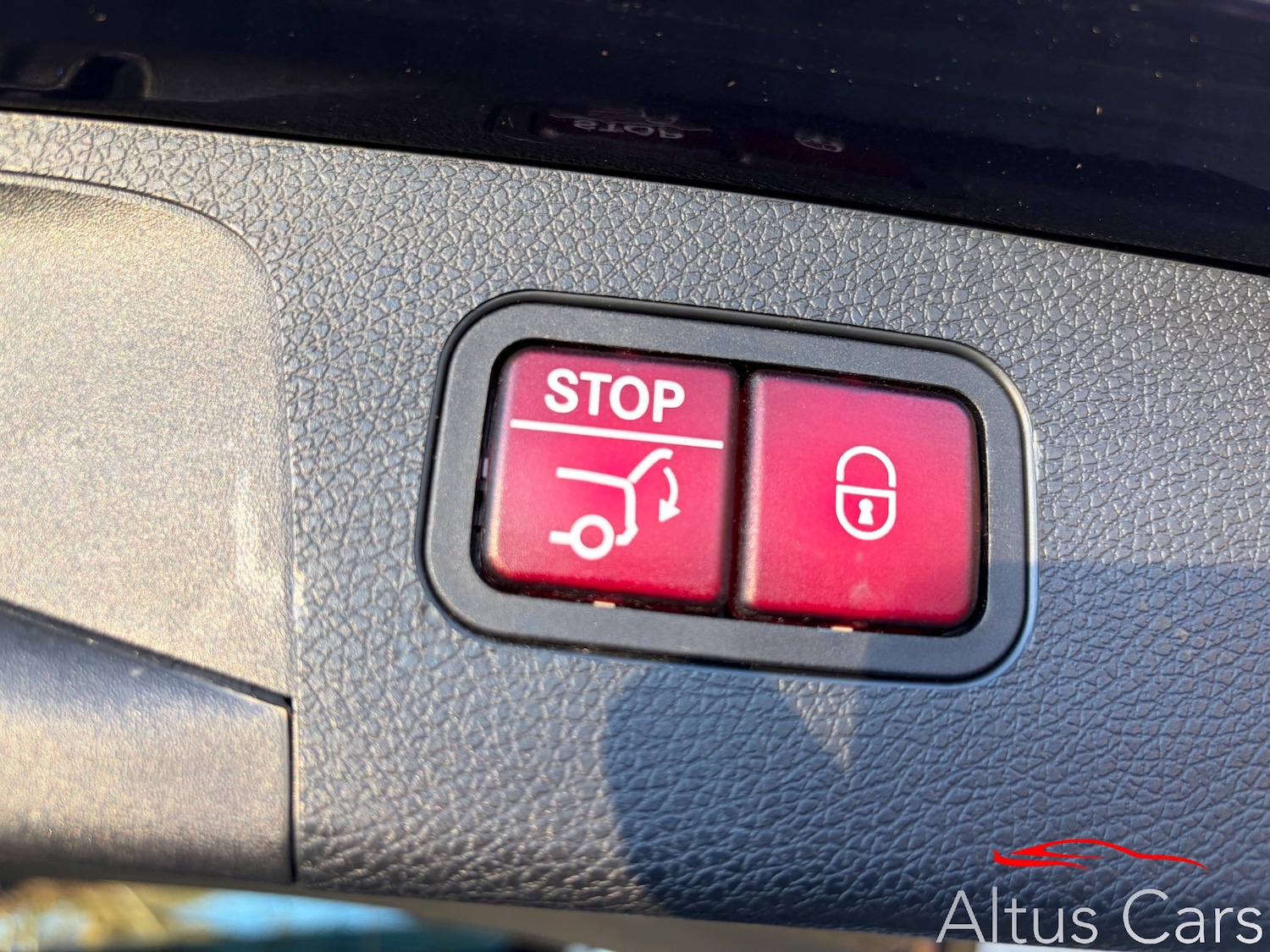 Used Mercedes-Benz E Class 2017 for sale - 77976138: Photo 36