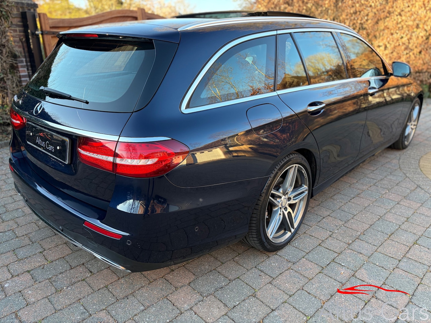 Used Mercedes-Benz E Class 2017 for sale - 77976138: Photo 6