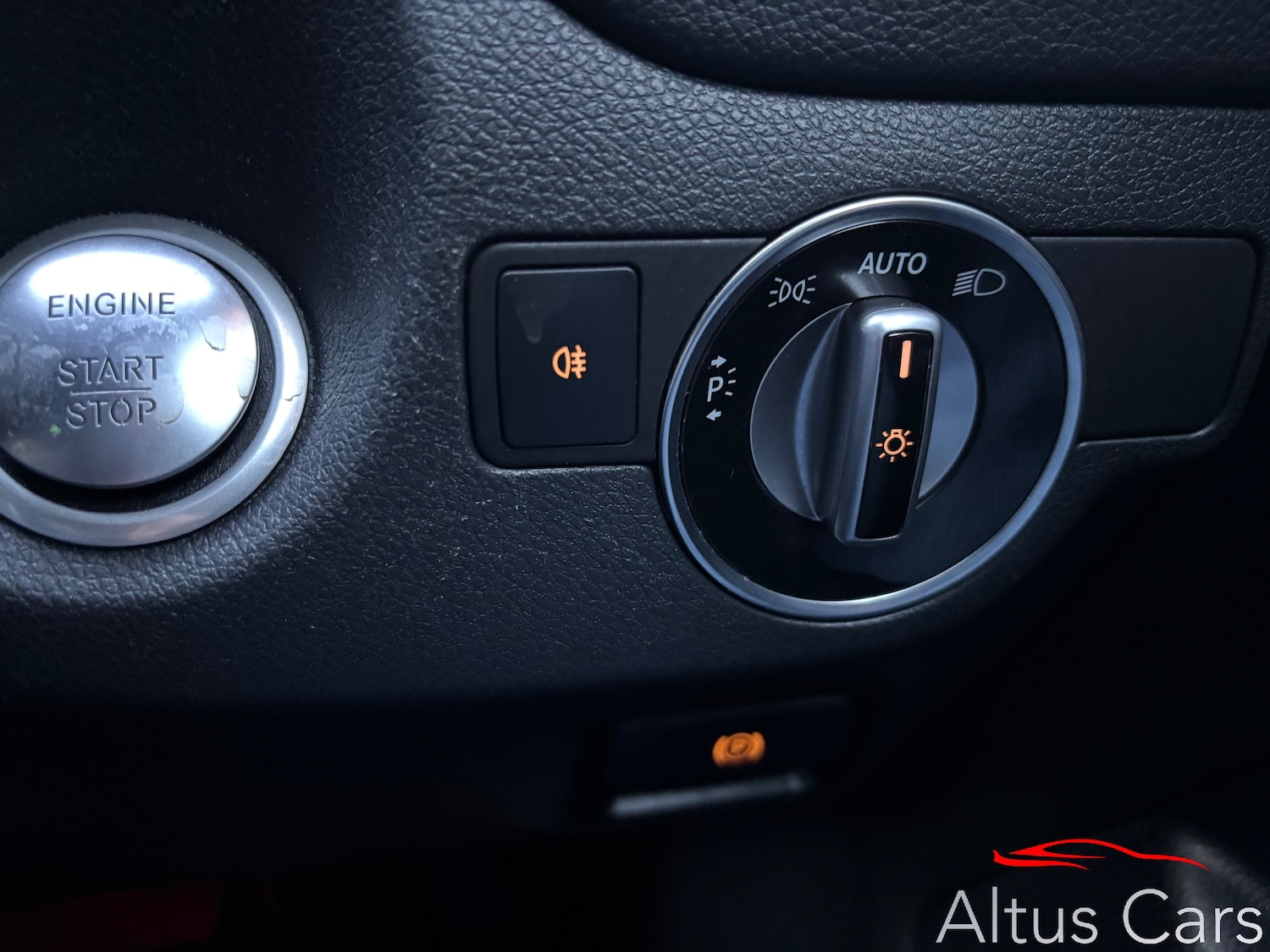 Used Mercedes-Benz GLA 2018 for sale - 76985676: Photo 24