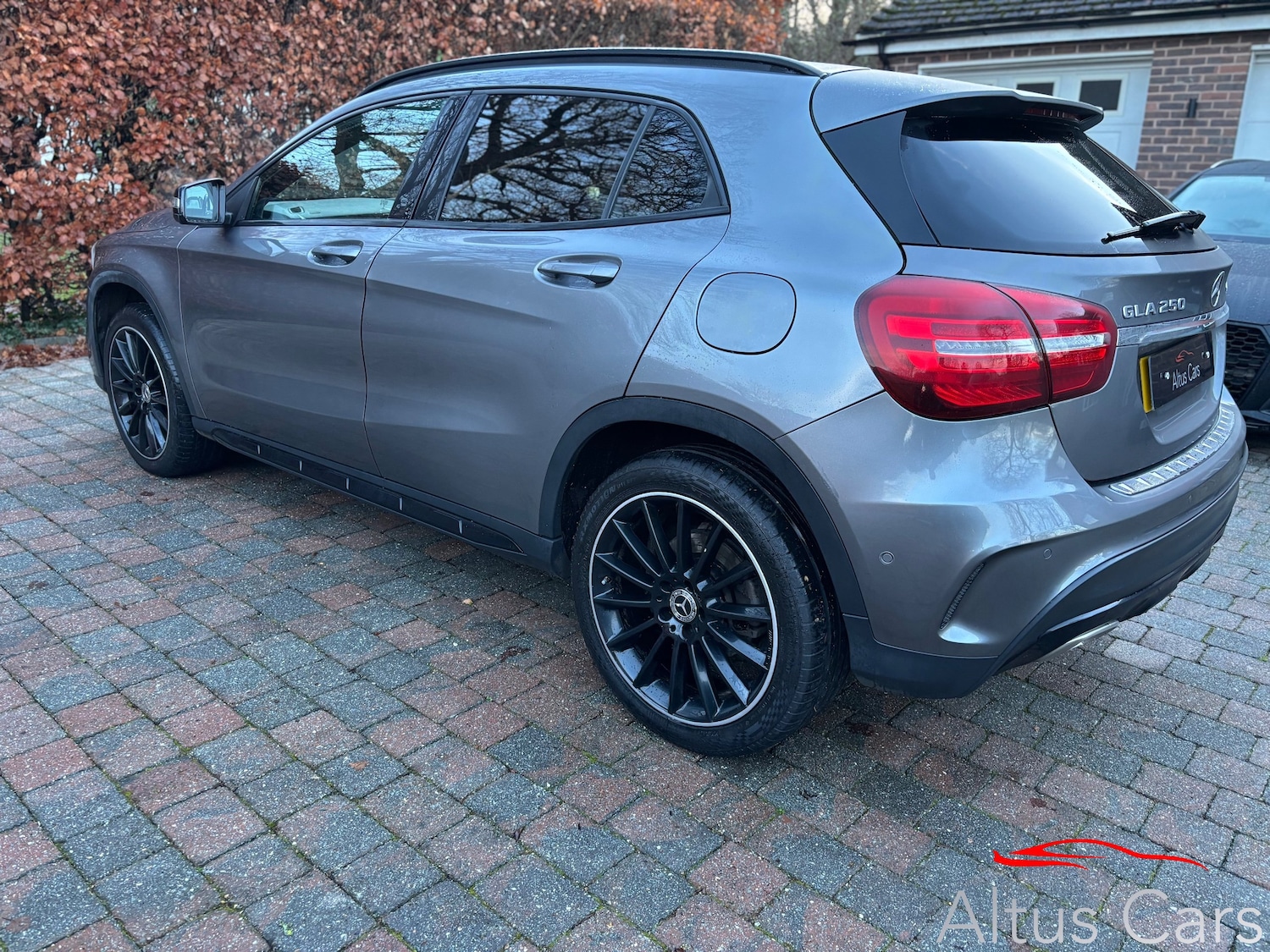 Used Mercedes-Benz GLA 2018 for sale - 76985676: Photo 4