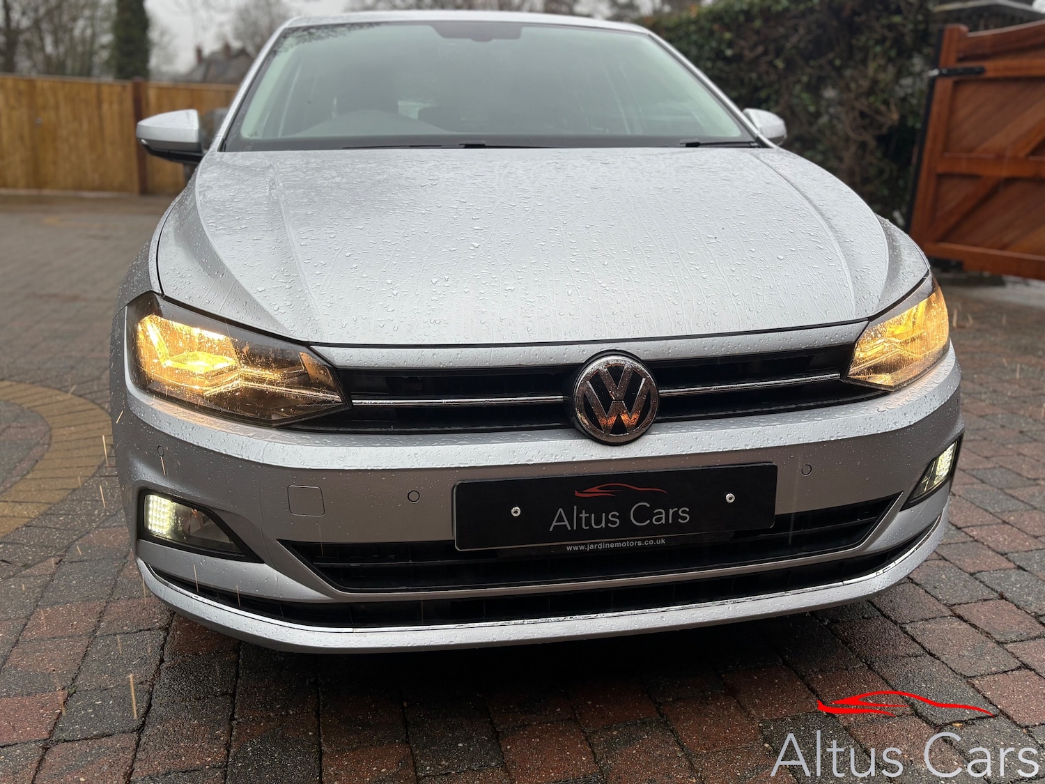 Used Volkswagen Polo 2018 for sale - 77139267: Photo 2