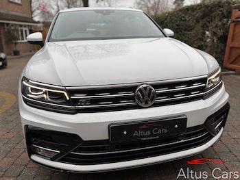 Used Volkswagen Tiguan 2017 for sale - 77582459: Photo