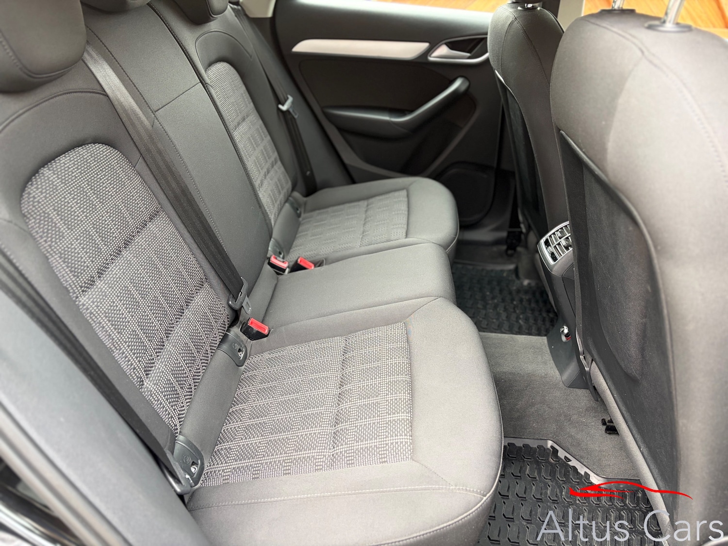 Used Audi Q3 2017 for sale - 77904330: Photo 18