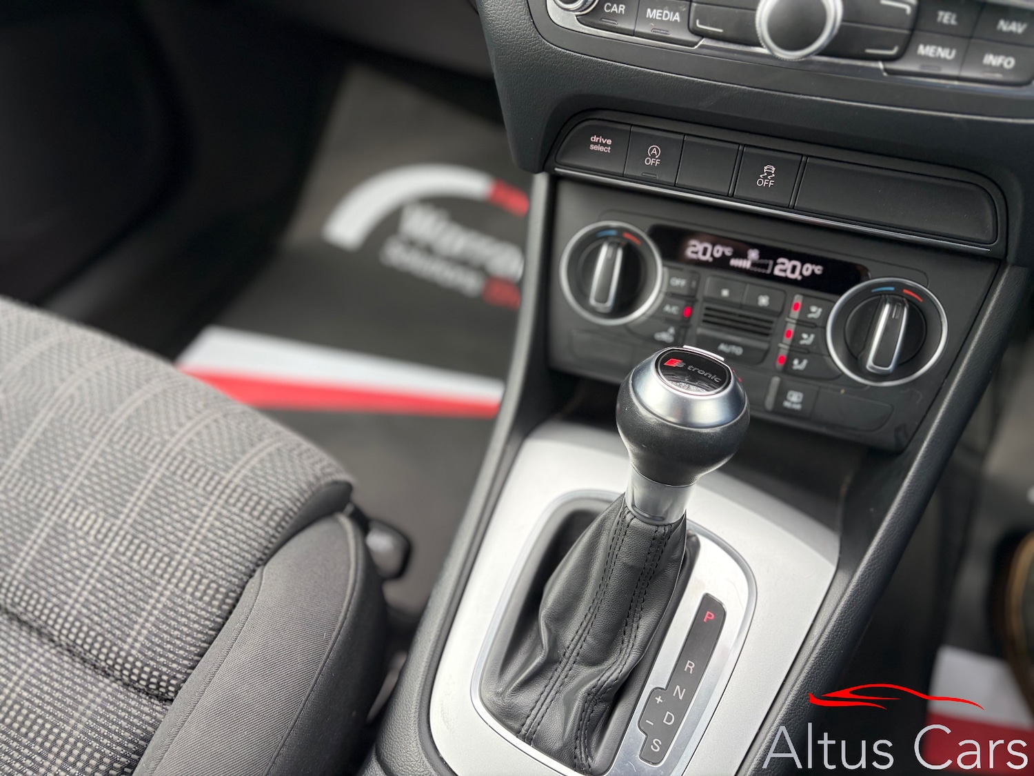 Used Audi Q3 2017 for sale - 77904330: Photo 30