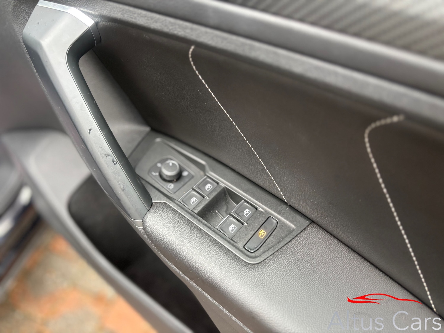 Used Volkswagen Tiguan for sale - 76526924: Photo 14