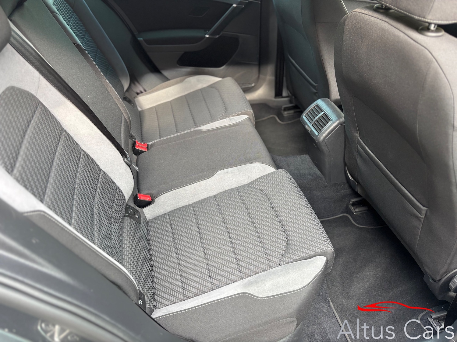 Used Volkswagen Golf 2018 for sale - 76287953: Photo 17