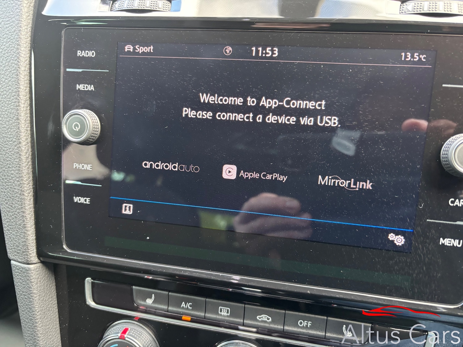 Used Volkswagen Golf 2018 for sale - 76287953: Photo 35