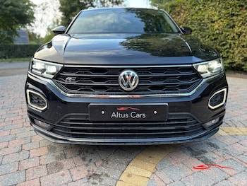 Used Volkswagen T-Roc 2019 for sale - 75937870: Photo