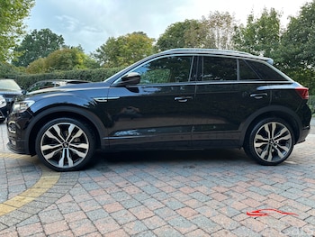 Used Volkswagen T-Roc 2019 for sale - 75937870: Photo