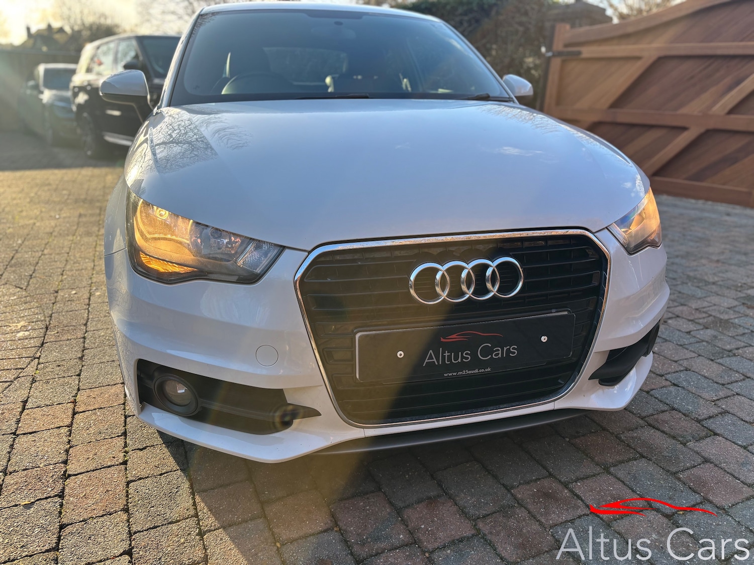 Used Audi A1 2014 for sale - 76892360: Photo 2