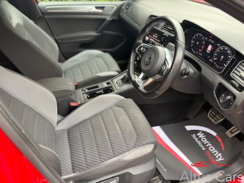 Used Volkswagen Golf 2018 for sale - 78413015: Photo