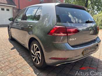 Used Volkswagen Golf 2019 for sale - 75294464: Photo