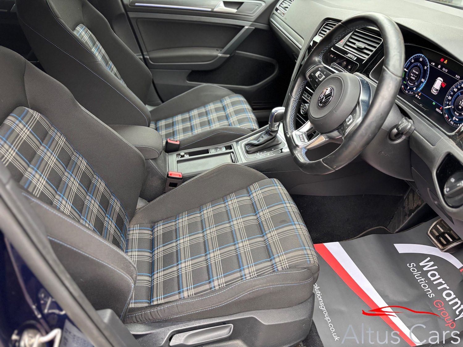 Used Volkswagen Golf 2017 for sale - 76586769: Photo 15