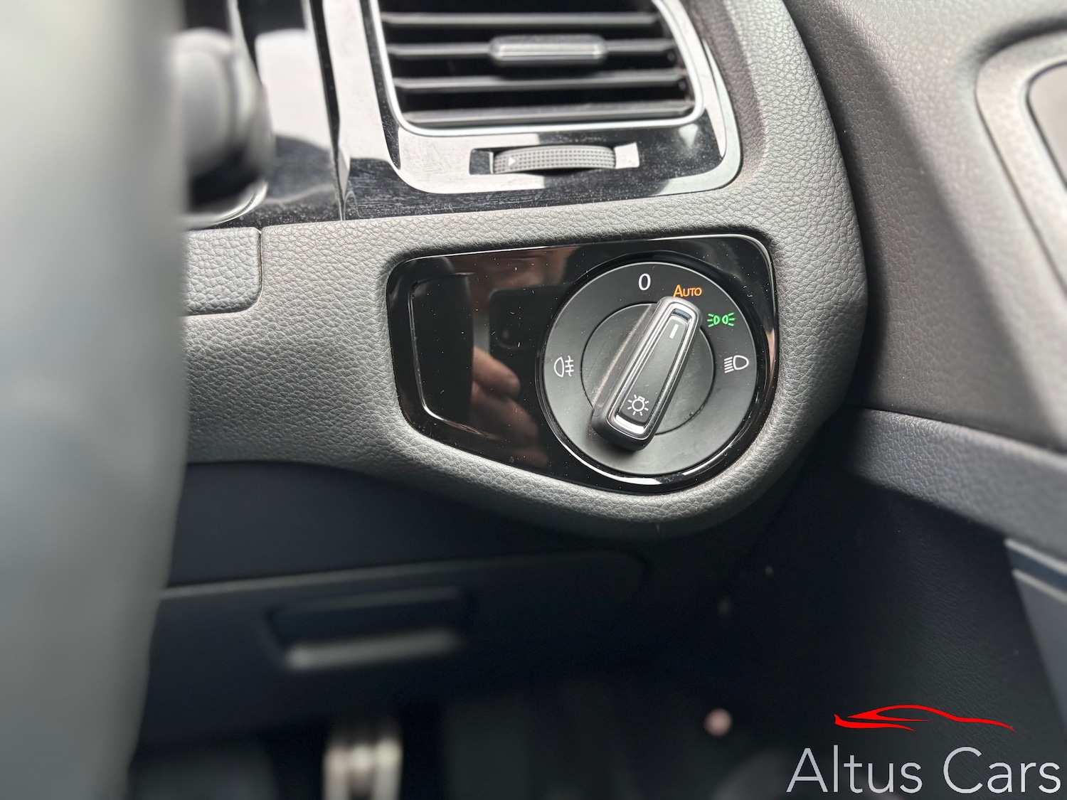 Used Volkswagen Golf 2017 for sale - 76586769: Photo 21