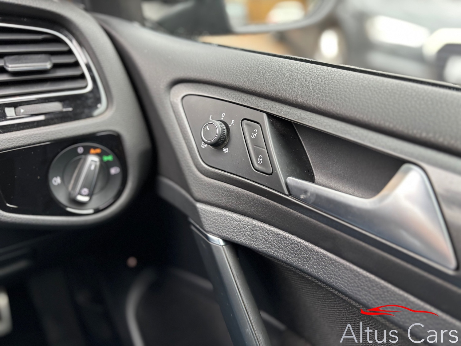 Used Volkswagen Golf 2017 for sale - 76586769: Photo 22