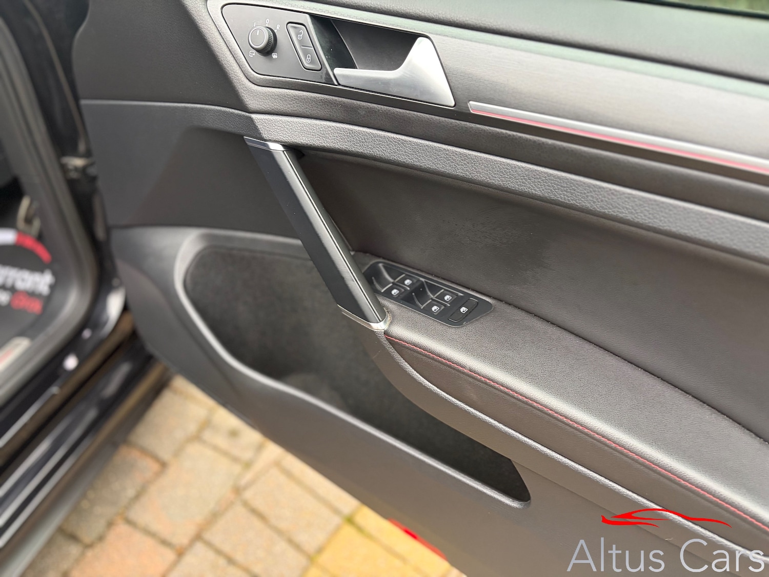 Used Volkswagen Golf 2019 for sale - 77799859: Photo 11