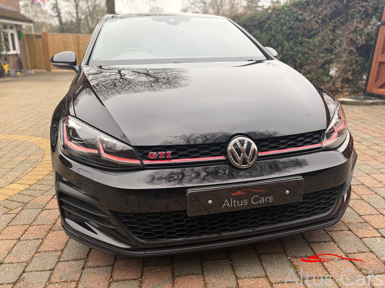 Used Volkswagen Golf 2019 for sale - 77799859: Photo 2