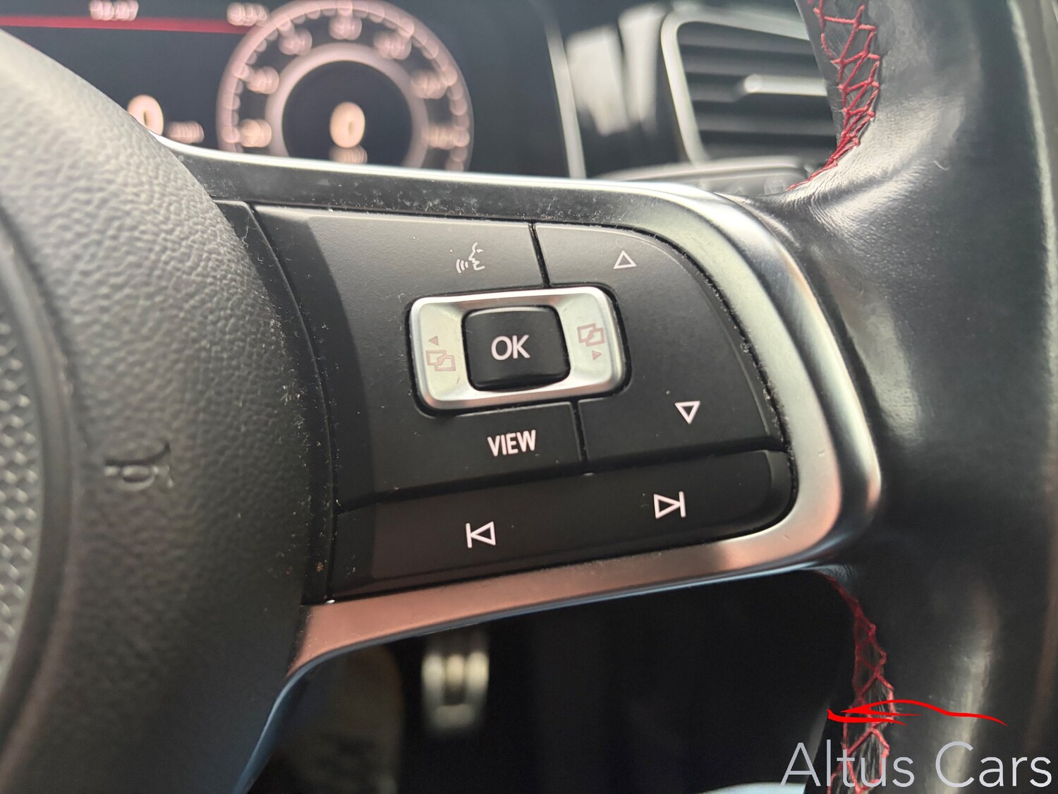 Used Volkswagen Golf 2019 for sale - 77799859: Photo 31