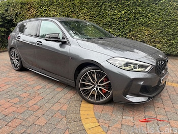 (S) - 2.0 M135i Hatchback 5dr Petrol Auto xDrive Euro 6 (s/s) (306 ps)