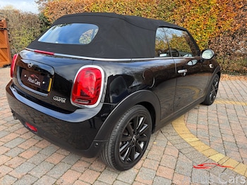 Used MINI Convertible 2018 for sale - 76616880: Photo