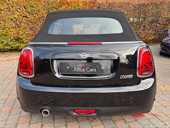 Used MINI Convertible 2018 for sale - 76616880: Photo