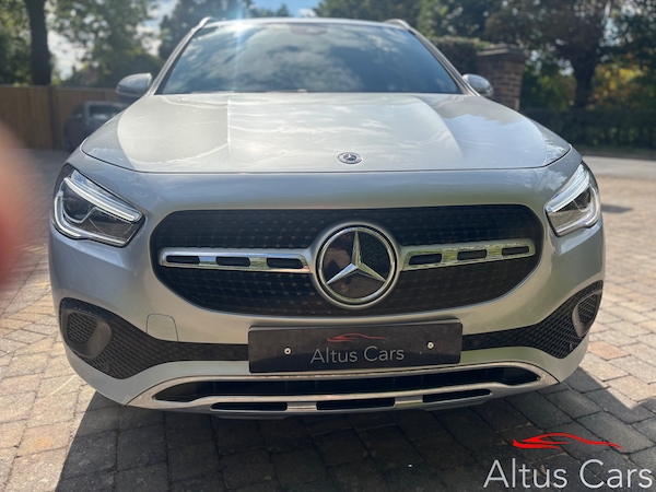 Used Mercedes-Benz GLA 2021 for sale - 75627790: Photo 2