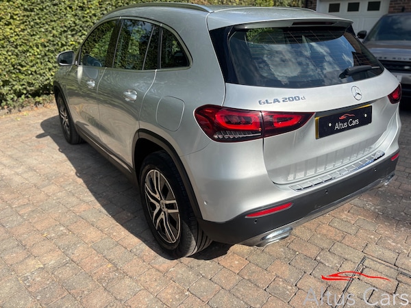 Used Mercedes-Benz GLA 2021 for sale - 75627790: Photo 6
