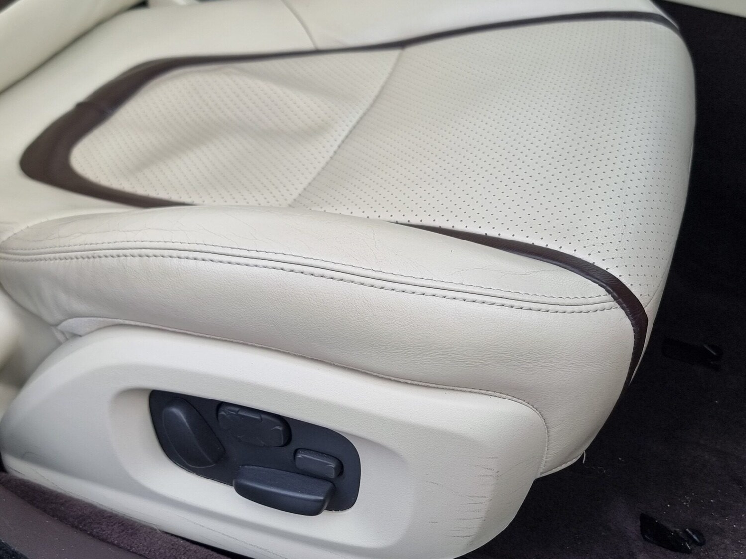 Used Jaguar XF 2015 for sale - 77997099: Photo 18