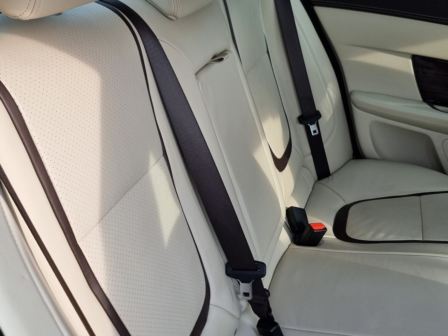 Used Jaguar XF 2015 for sale - 77997099: Photo 28