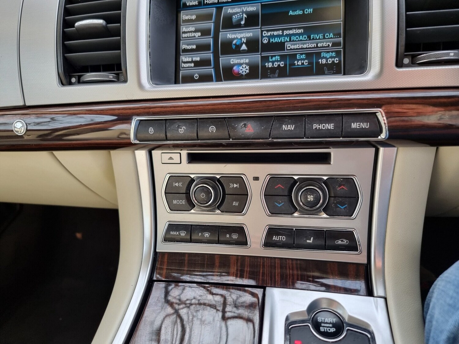 Used Jaguar XF 2015 for sale - 77997099: Photo 44