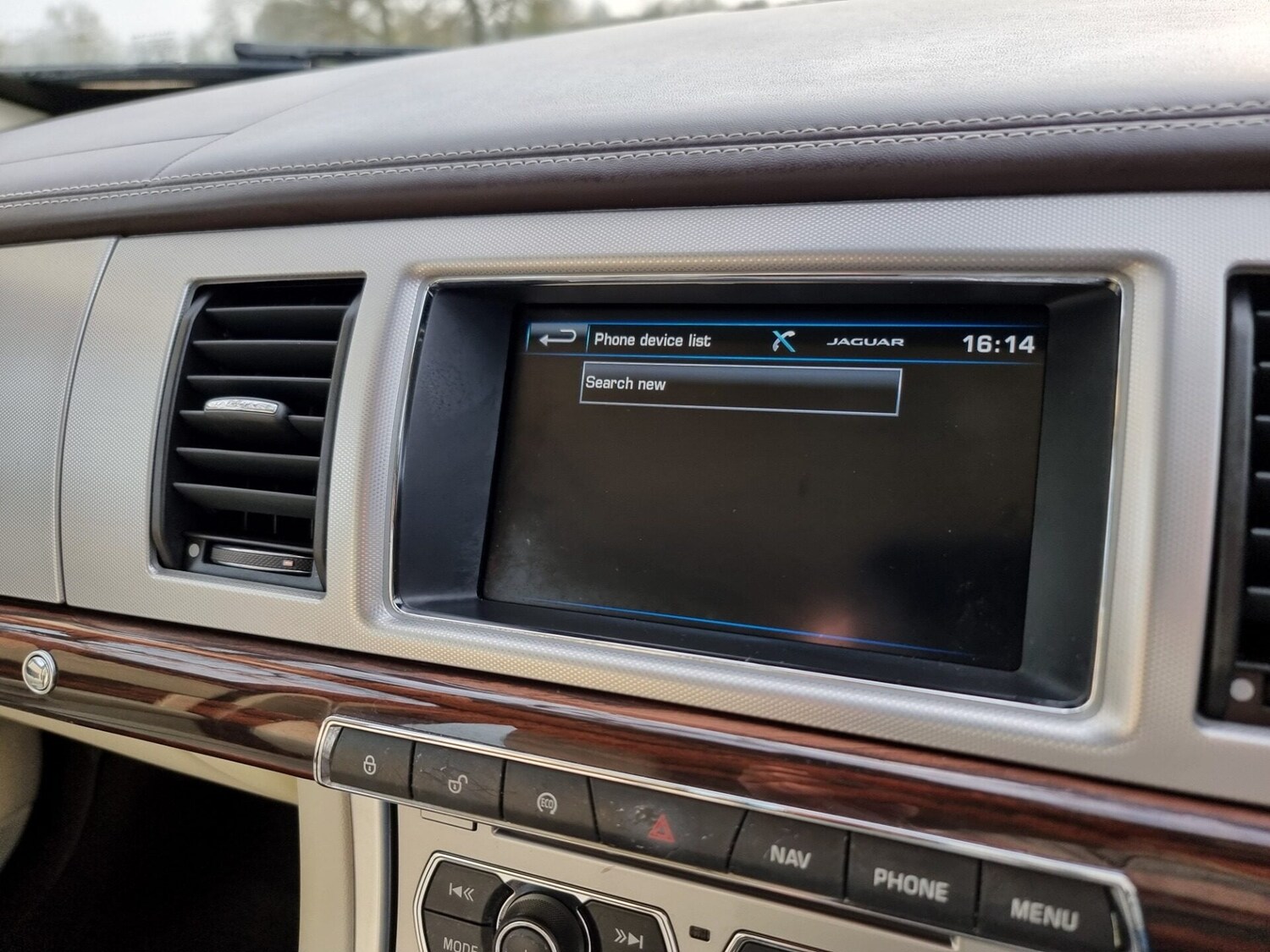 Used Jaguar XF 2015 for sale - 77997099: Photo 48