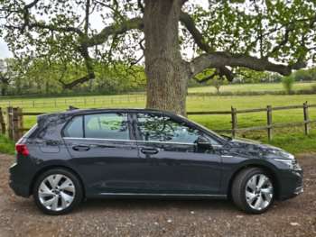 Used Volkswagen Golf 2021 for sale - 75422772: Photo