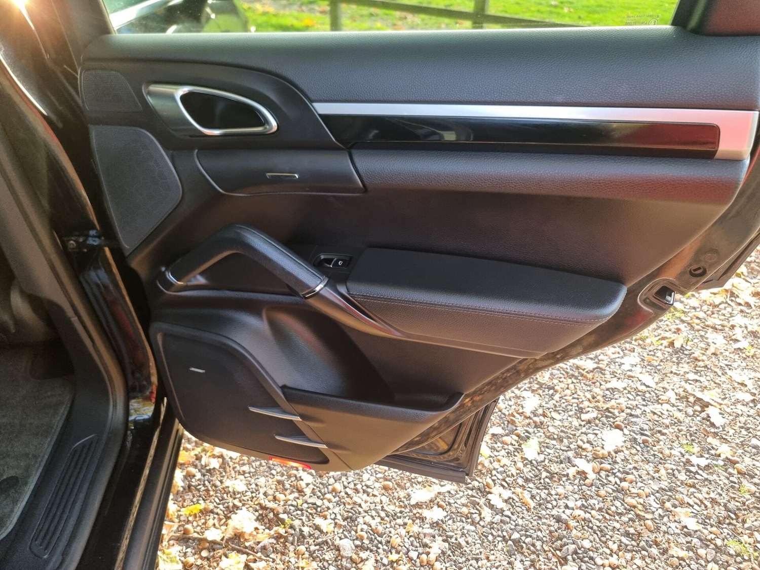 Used Porsche Cayenne 2013 for sale - 76133788: Photo 32