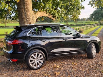 Used Porsche Cayenne 2013 for sale - 76133788: Photo 4